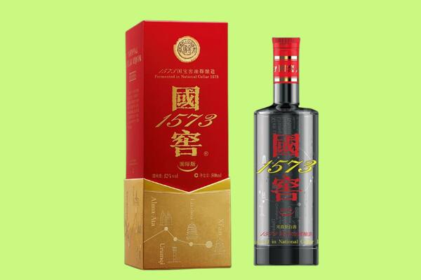 长春二道区回收国窖1573.jpg