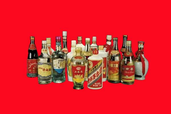 长春二道区回收十八老酒.jpg